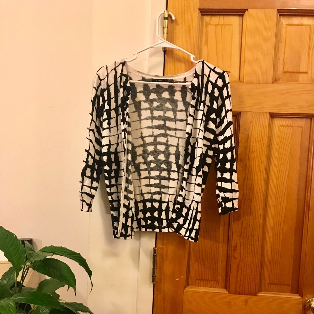Soft tortoiseshell cardigan, lightly worn